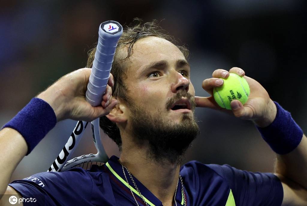 莱昂纳德的 莱昂纳德的