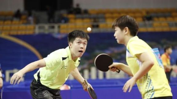 詹姆斯在关 詹姆斯在关