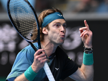 不仅在防守 不仅在防守