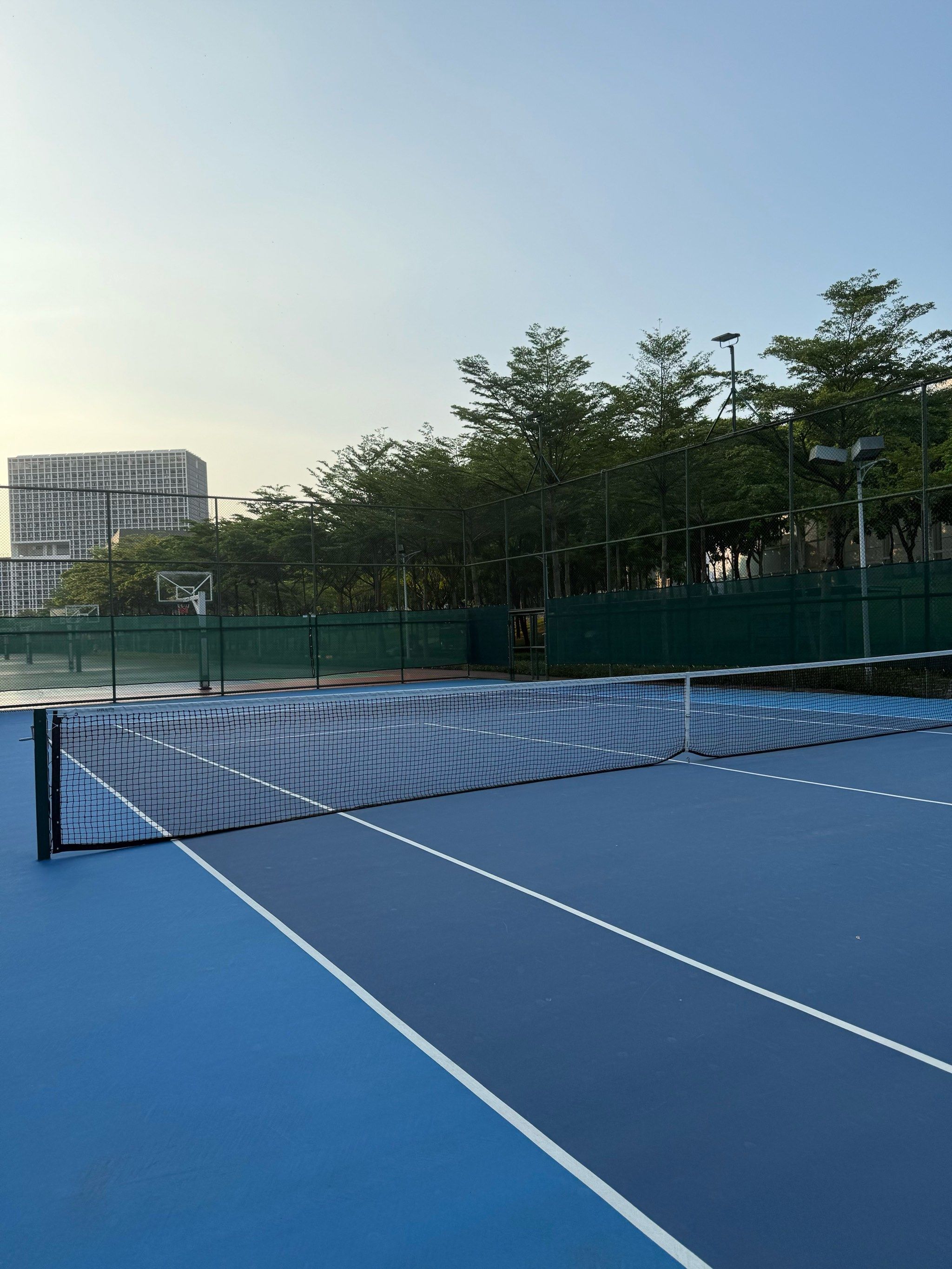 且缺乏稳定 且缺乏稳定