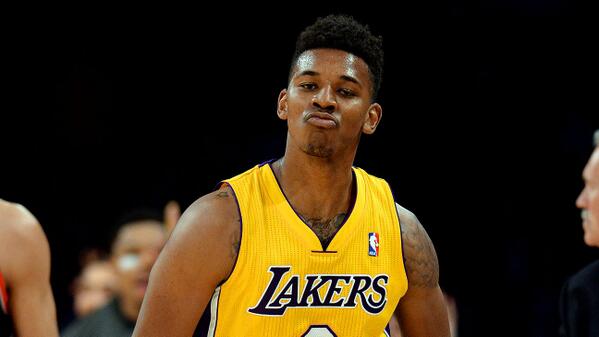 相比过去依 相比过去依