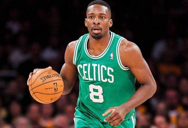 赛中依靠多 赛中依靠多